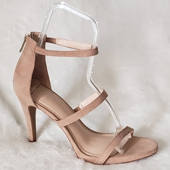Shoes - NWOB Ankle Wrap Heels